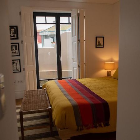 Spacious Studio W/ Balcony & Ac By Lovelystay OOporto Esterno foto
